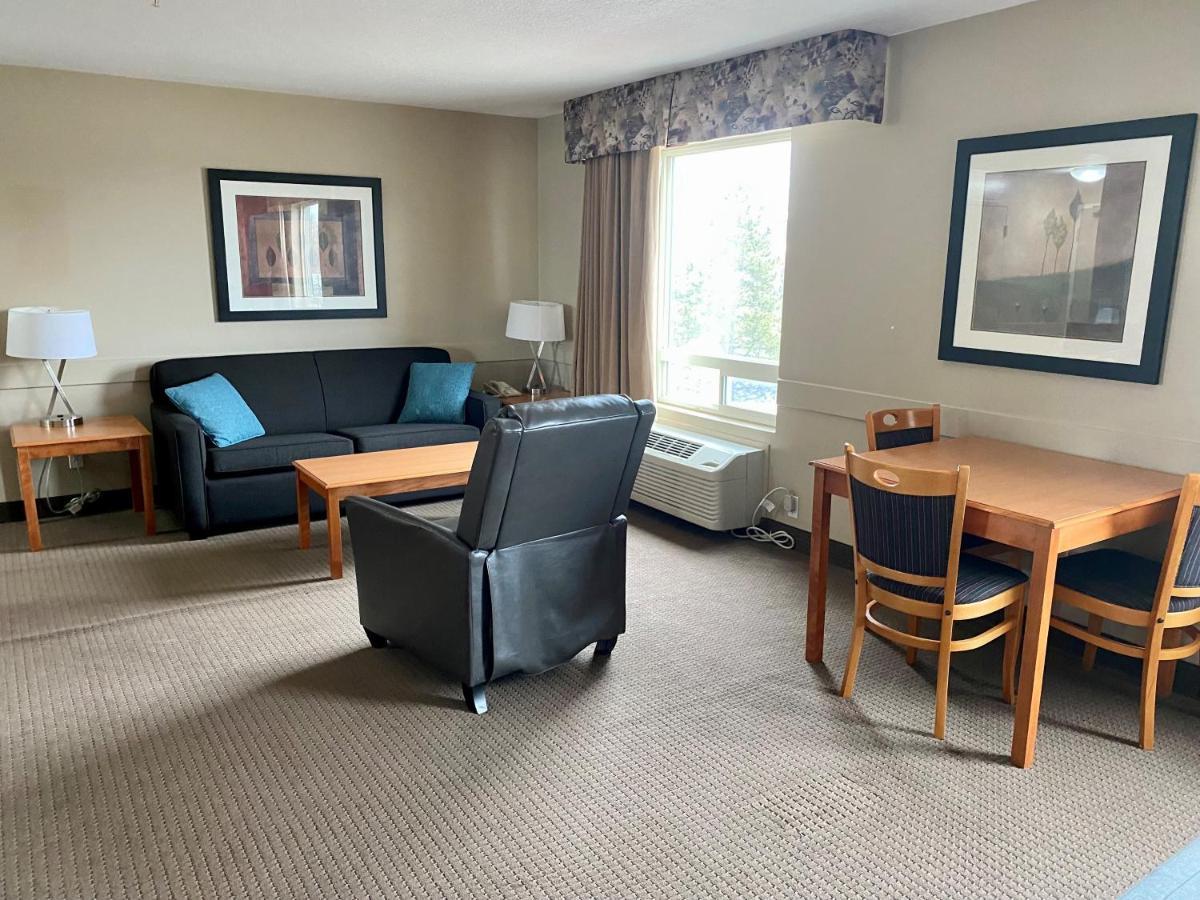 Super 8 By Wyndham Edmonton South Ξενοδοχείο Εξωτερικό φωτογραφία