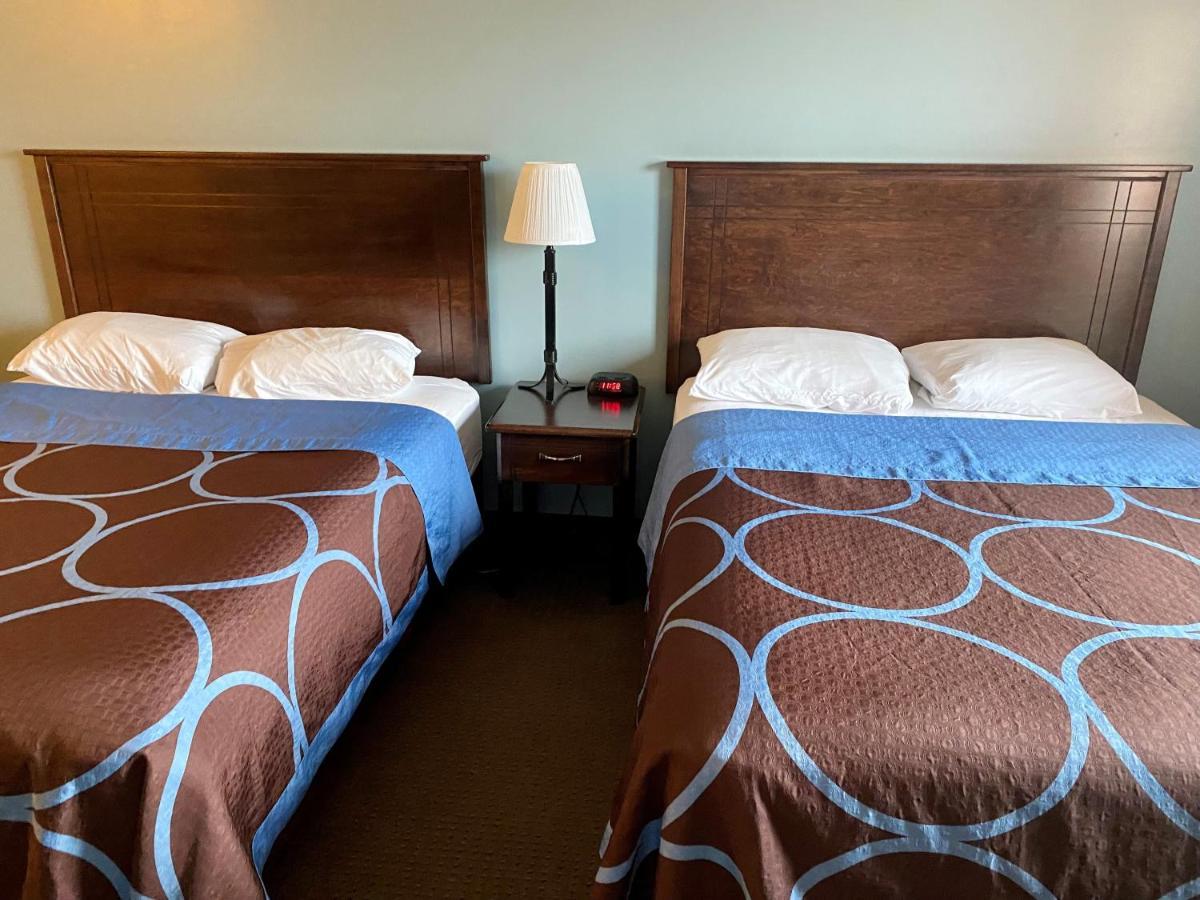 Super 8 By Wyndham Edmonton South Ξενοδοχείο Εξωτερικό φωτογραφία