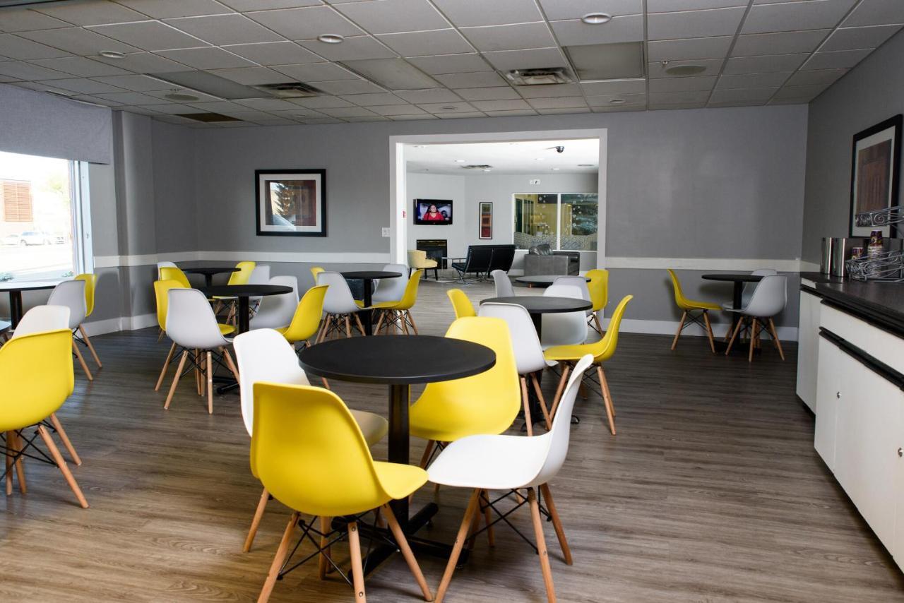 Super 8 By Wyndham Edmonton South Ξενοδοχείο Εξωτερικό φωτογραφία